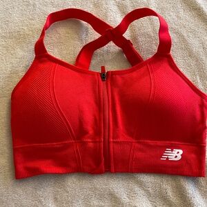NWOT New Balance Sports Bra Size Small